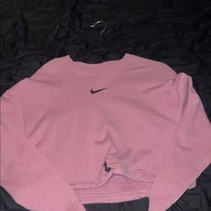Nike Mauve Cropped Sweatshirt